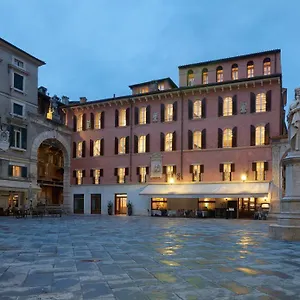 Lords Of Luxury Italy